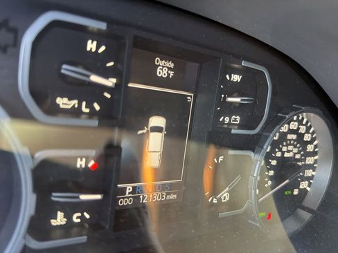 Used 2021 Toyota Tundra SR5 image 17