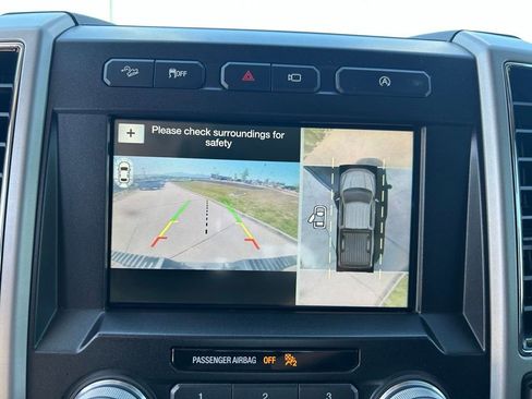 Used 2018 Ford F150 Lariat w/ Equipment Group 502A Luxury AWD/4WD image 15
