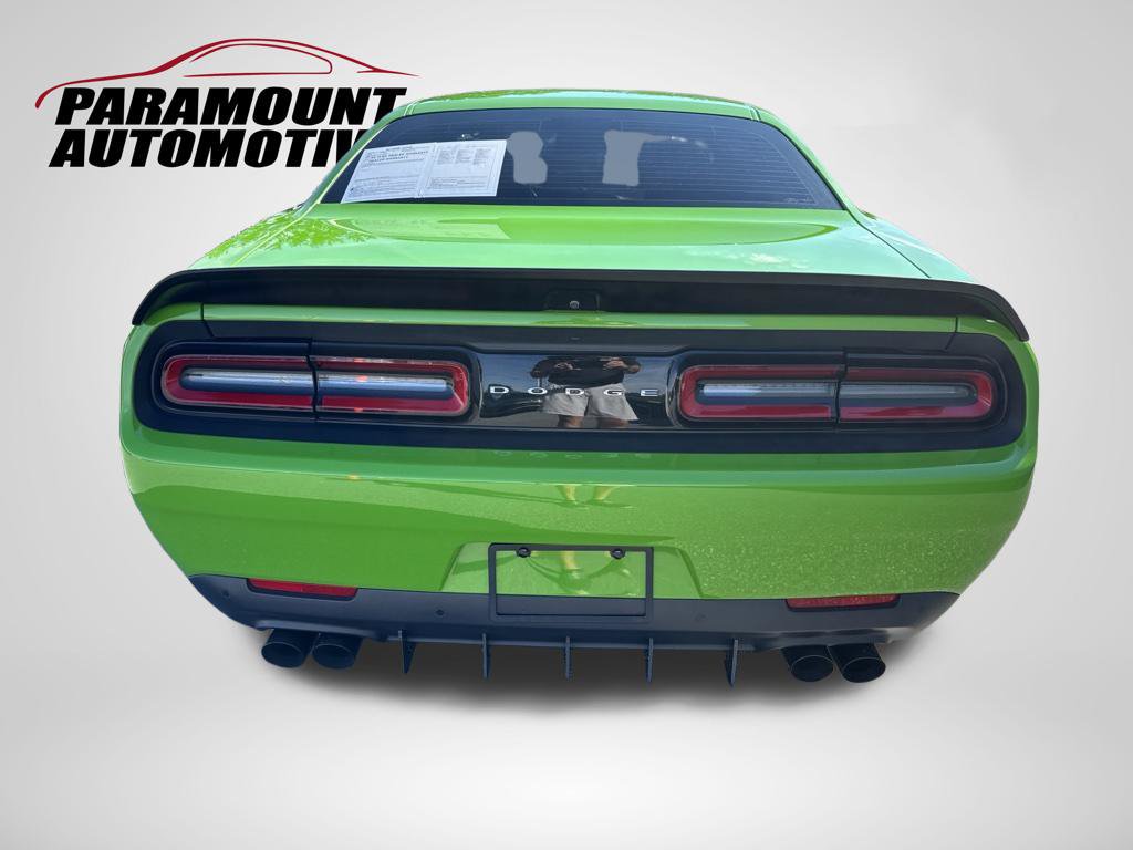 Used 2017 Dodge Challenger R/T w/ Cold Weather Group RWD image 6