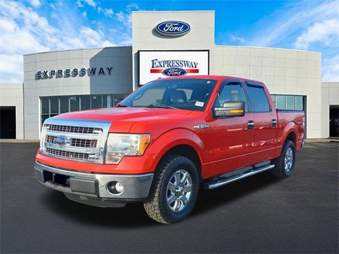 Used 2013 Ford F150 XLT w/ XLT Chrome Pkg image 2