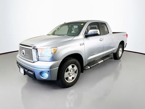 Used 2013 Toyota Tundra Limited w/ Memory Pkg image 2
