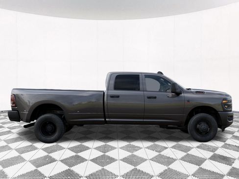 New 2026 RAM 3500 Tradesman AWD/4WD image 29