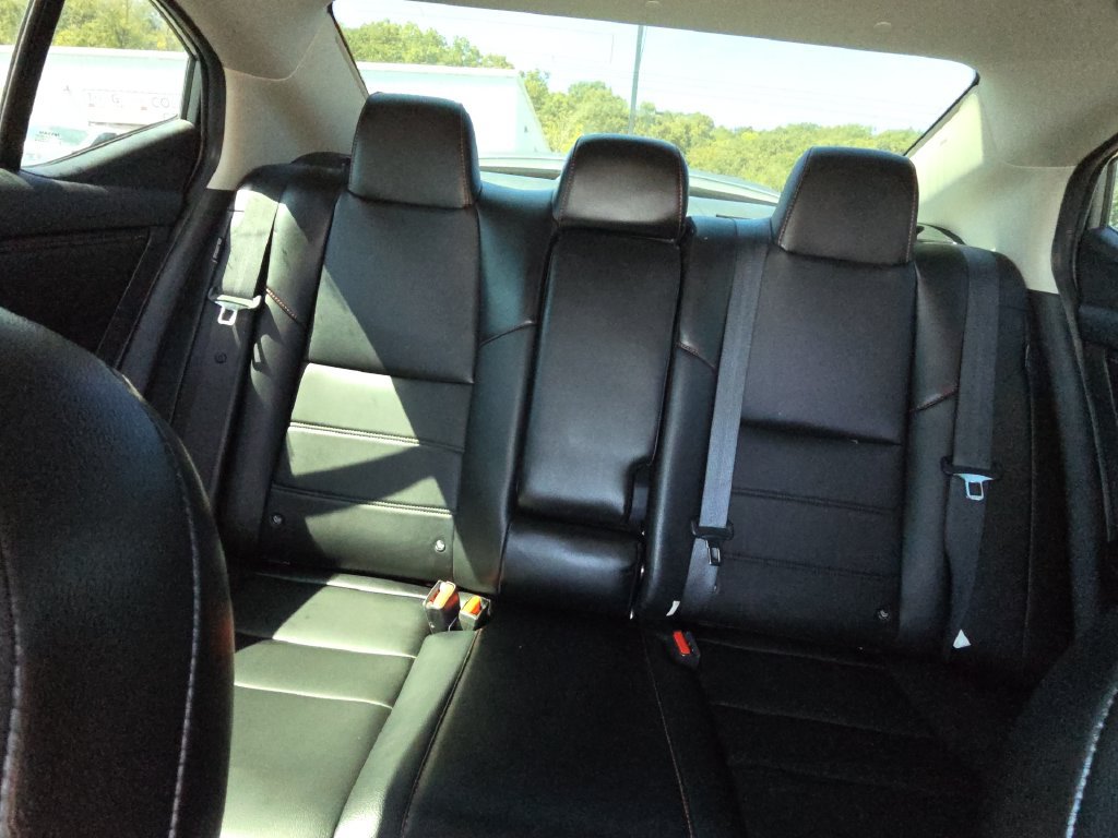 Used 2024 Nissan Sentra SR w/ SR Premium Package FWD image 25
