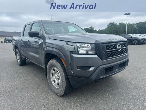 Used 2022 Nissan Frontier S w/ Technology Package AWD/4WD image 2