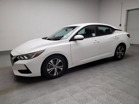Used 2021 Nissan Sentra SV FWD image 2