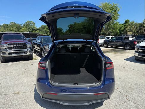 Used 2022 Tesla Model Y Long Range AWD/4WD image 44