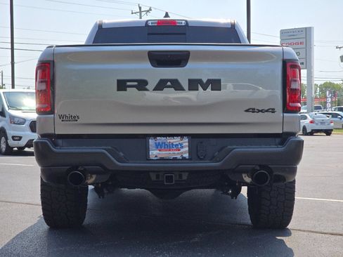 Used 2025 RAM 1500 Warlock AWD/4WD image 9