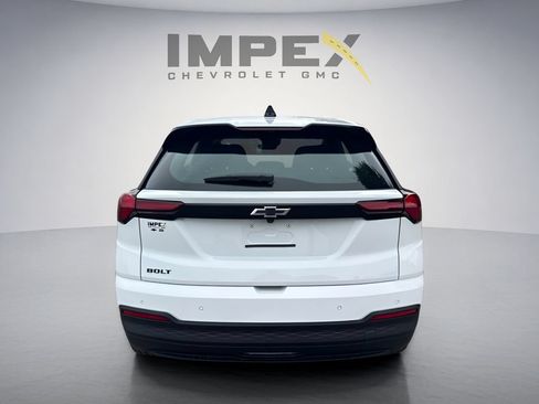 New 2027 Chevrolet Bolt LT FWD image 4