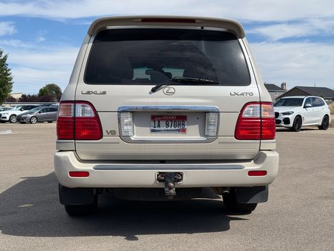 Used 2004 Lexus LX 470 4WD w/ Preferred Accessory Pkg image 5