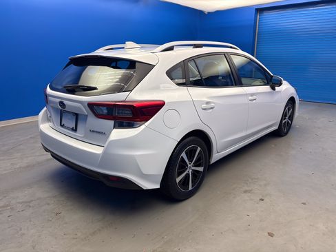 Certified 2023 Subaru Impreza 2.0i Premium AWD/4WD image 7