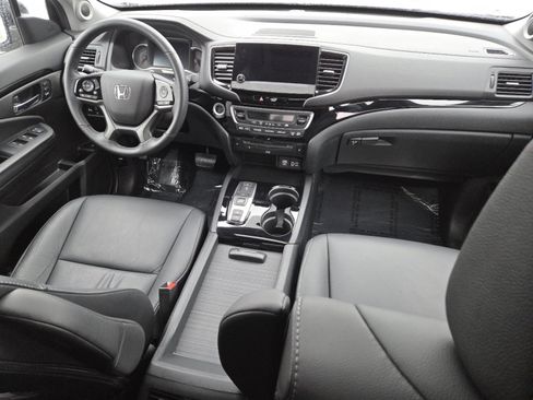 Used 2022 Honda Pilot Touring image 24