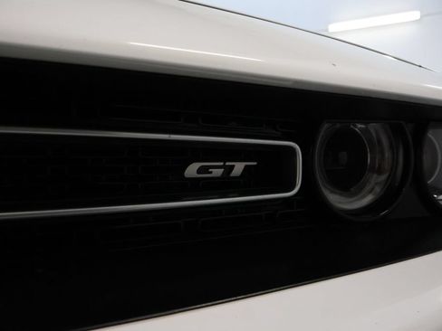 Used 2022 Dodge Challenger GT AWD/4WD image 10