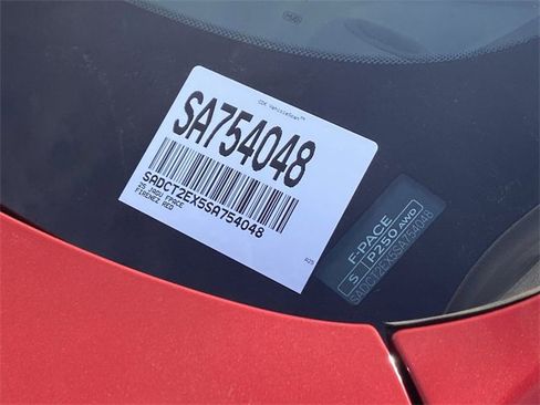 Used 2025 Jaguar F-PACE R-Dynamic S image 23