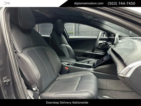 Used 2022 Lucid Air Grand Touring image 20