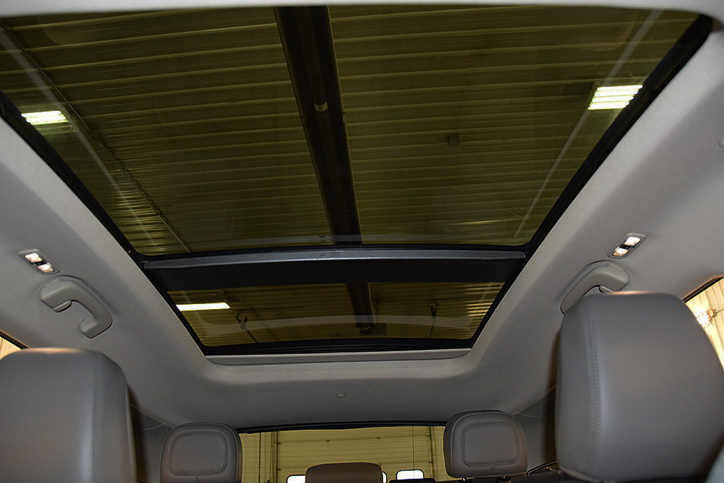 Used 2025 Lincoln Corsair Grand Touring w/ Equipment Group 301A AWD/4WD image 28