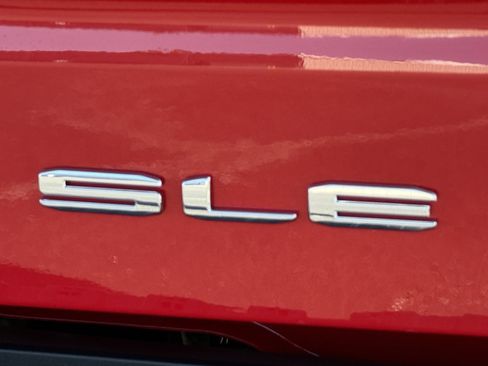 New 2026 GMC Sierra 1500 SLE image 10