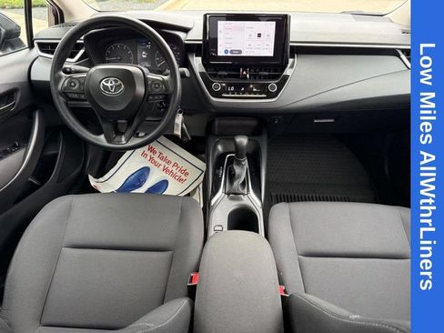 Used 2024 Toyota Corolla LE FWD image 13