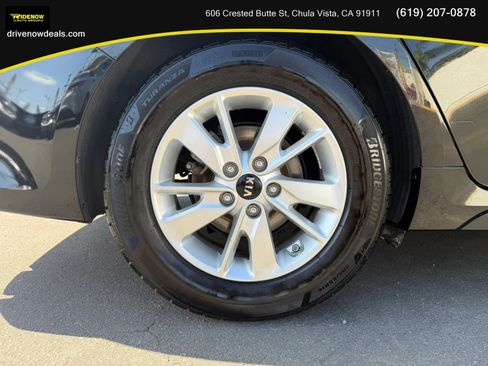 Used 2016 Kia Optima LX FWD image 25