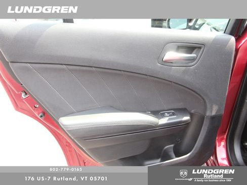 Used 2017 Dodge Charger SXT w/ Driver Confidence Group AWD/4WD image 22