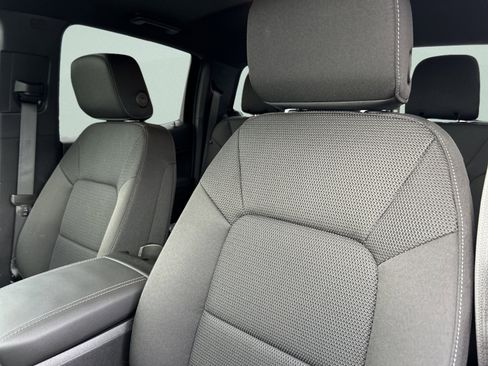 New 2026 GMC Canyon Elevation w/ Convenience Package image 24