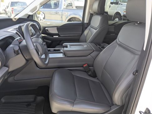 Certified 2025 Ford Expedition Max Active image 24