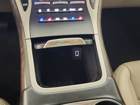 Used 2019 Lincoln Nautilus Reserve w/ Cargo Utility Package AWD/4WD image 18