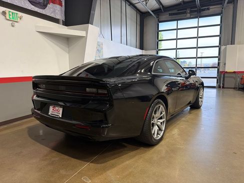 Used 2025 Dodge Charger Daytona Scat Pack w/ Track Pack AWD/4WD image 35