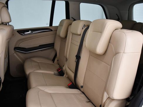 Used 2019 Mercedes-Benz GLS 550 4MATIC image 21