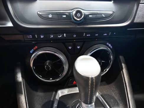 Used 2016 Chevrolet Camaro LT RWD image 20