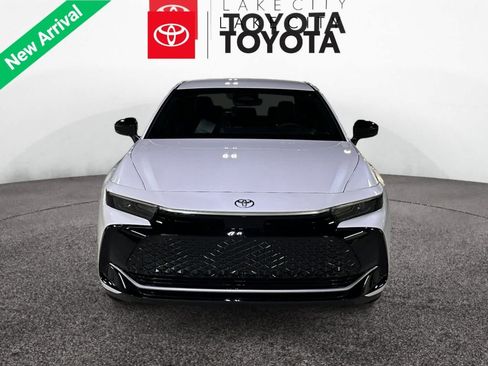 New 2026 Toyota Crown XLE image 8