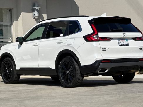 Certified 2025 Honda CR-V Sport Touring image 3