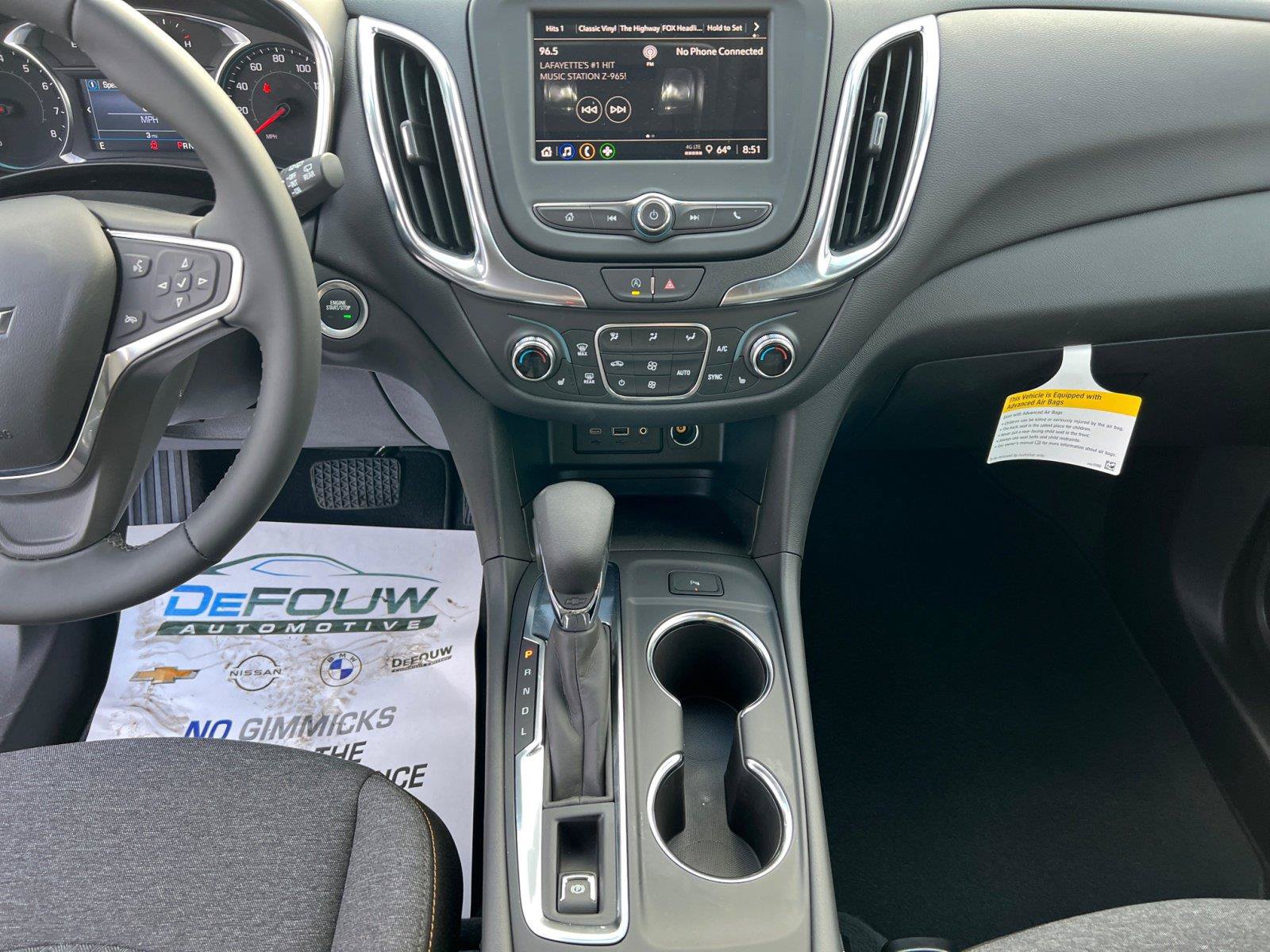 Used 2024 Chevrolet Equinox LT FWD image 12