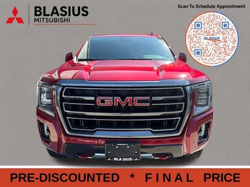 Used 2023 GMC Yukon AT4 w/ AT4 Premium Package AWD/4WD image 2