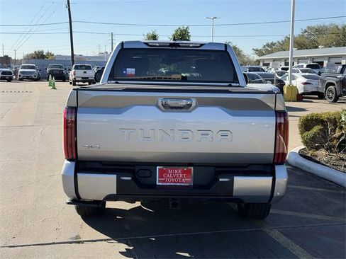 Used 2024 Toyota Tundra Limited image 5