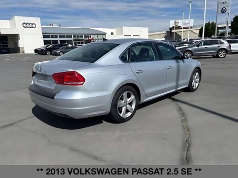 Used 2013 Volkswagen Passat 2.5 SE FWD image 3