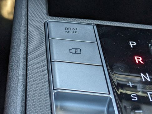 New 2025 Hyundai Elantra Blue image 21