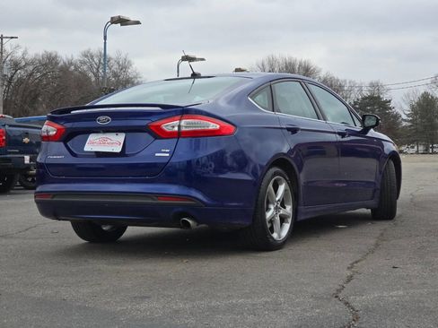 Used 2015 Ford Fusion SE image 8