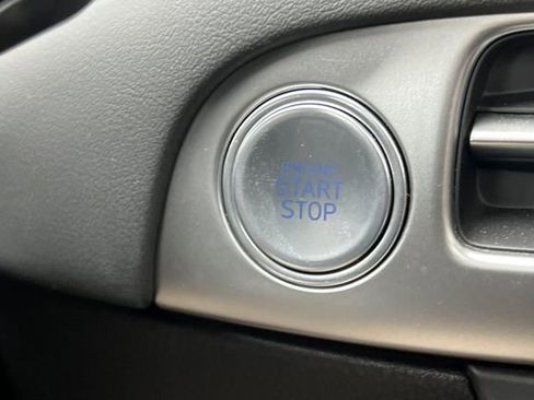 Used 2025 Hyundai Palisade SEL FWD image 29