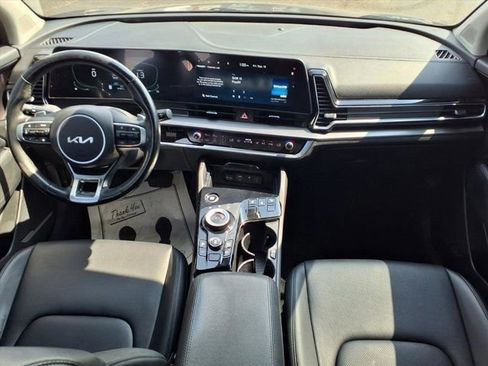 Certified 2023 Kia Sportage EX image 9