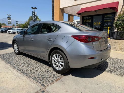 Used 2016 MAZDA MAZDA3 i Sport w/ Preferred Equipment Package FWD image 7