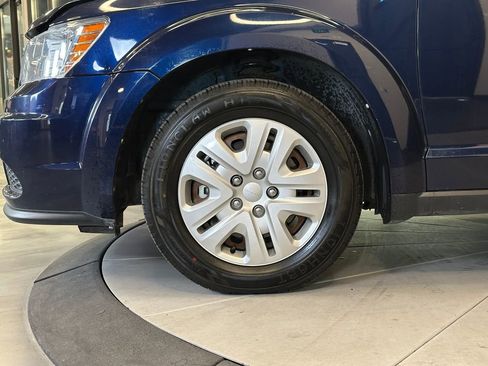 Used 2020 Dodge Journey SE FWD image 26
