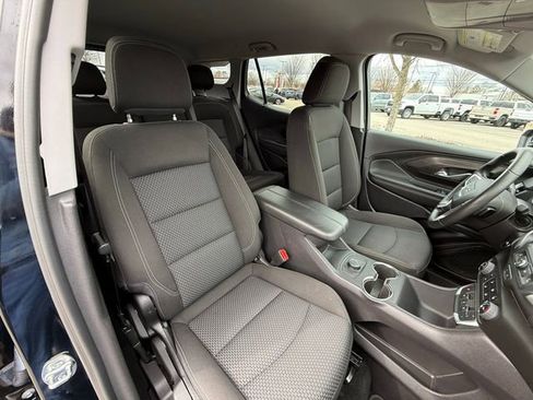 Used 2024 GMC Terrain SLE AWD/4WD image 25