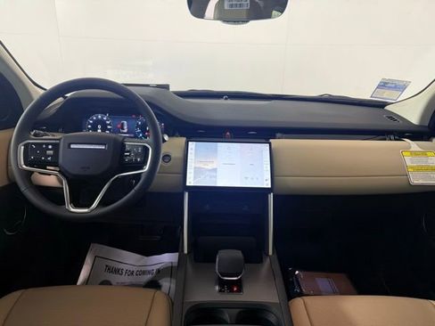 New 2025 Land Rover Discovery Sport S image 30
