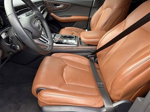 Used 2025 Audi Q8 Prestige image 27