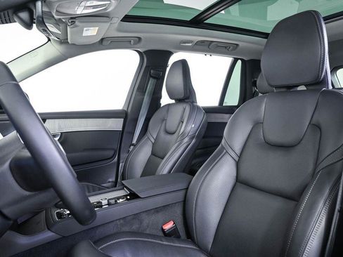 Certified 2026 Volvo XC90 B6 Ultra AWD/4WD image 7