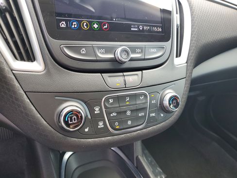 Used 2024 Chevrolet Malibu LT image 24