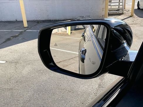 Used 2022 Jeep Grand Cherokee Limited 4xe image 30