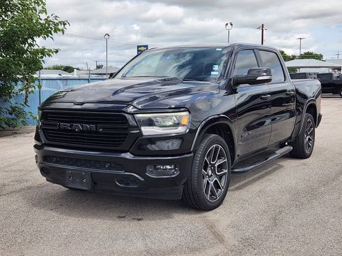 Used 2019 RAM 1500 Laramie AWD/4WD image 1
