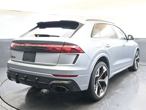 Used 2025 Audi RS Q8 performance w/ RS Design Package - Red image 5