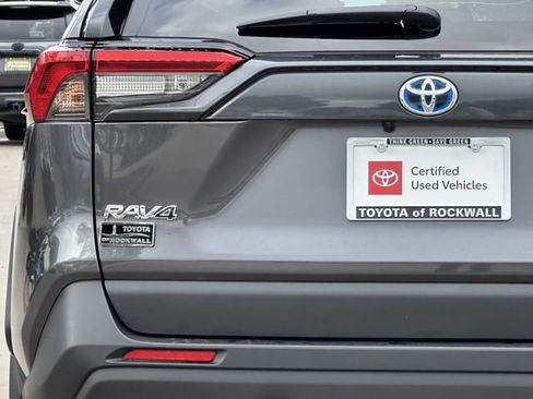 Certified 2024 Toyota RAV4 XLE Premium AWD/4WD image 5